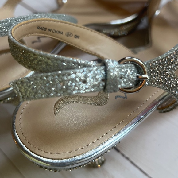 Nina “Nerice” Silver Crystal Mid Heel Sandals – Women’s size 9.5 - Picture 6 of 11